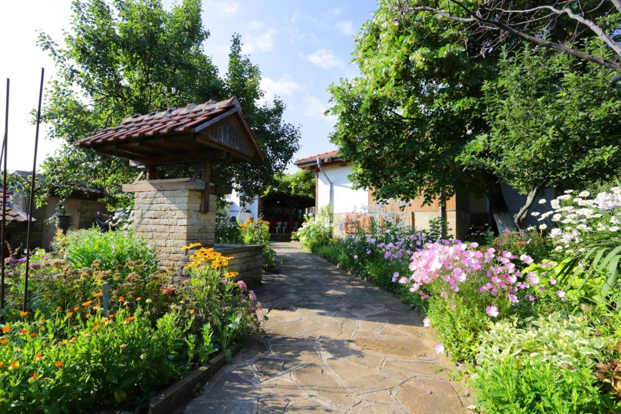 Vila Хаджикольовата Къща Medven Exteriér fotografie