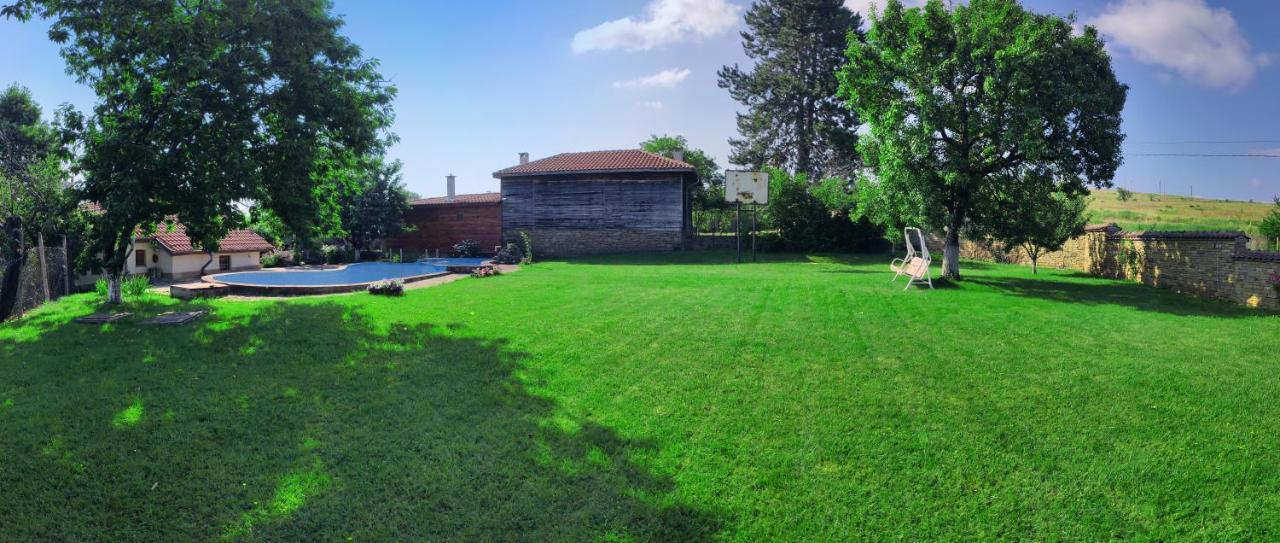 Vila Хаджикольовата Къща Medven Exteriér fotografie